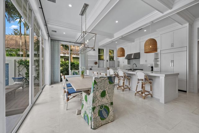 104 Lanitee Circle, Jupiter, FL 33458