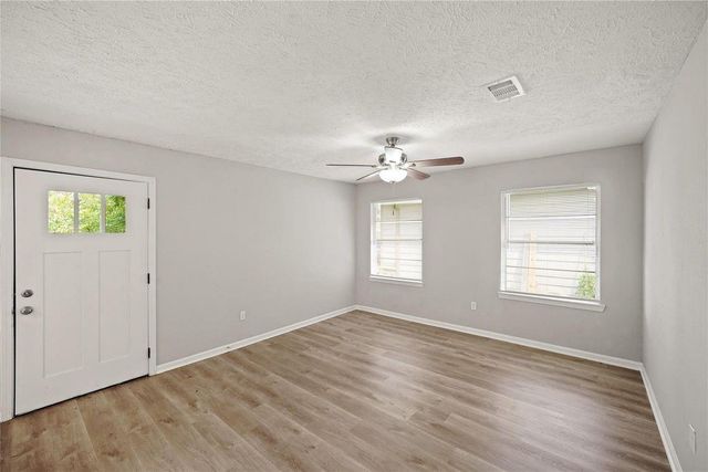 5822 Glenhurst Drive, Houston, TX 77033
