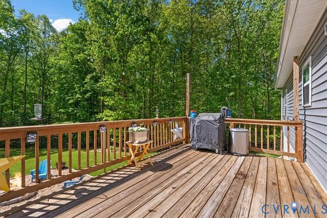3737 Robinson Rd, Gum Spring, VA 23063