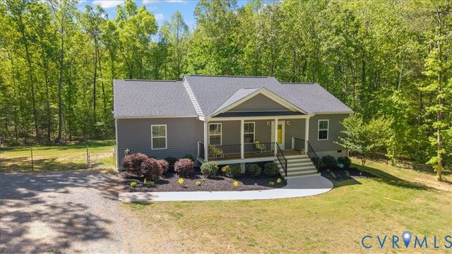 3737 Robinson Rd, Gum Spring, VA 23063
