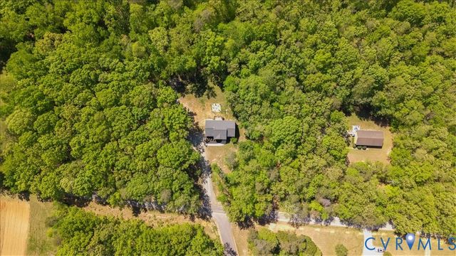 3737 Robinson Rd, Gum Spring, VA 23063