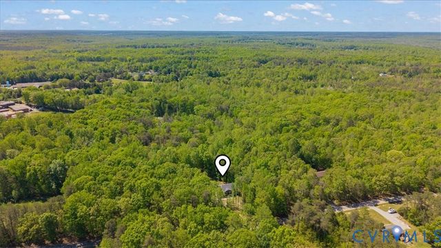 3737 Robinson Rd, Gum Spring, VA 23063