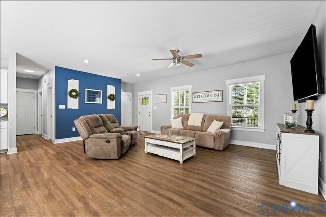 3737 Robinson Rd, Gum Spring, VA 23063