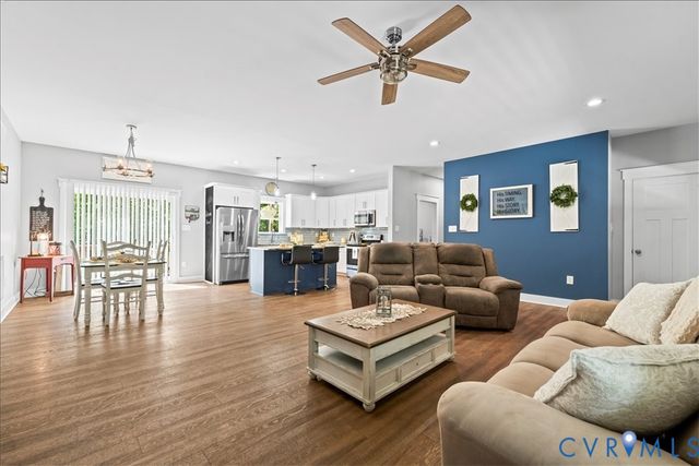 3737 Robinson Rd, Gum Spring, VA 23063