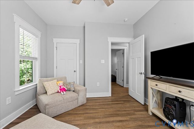3737 Robinson Rd, Gum Spring, VA 23063
