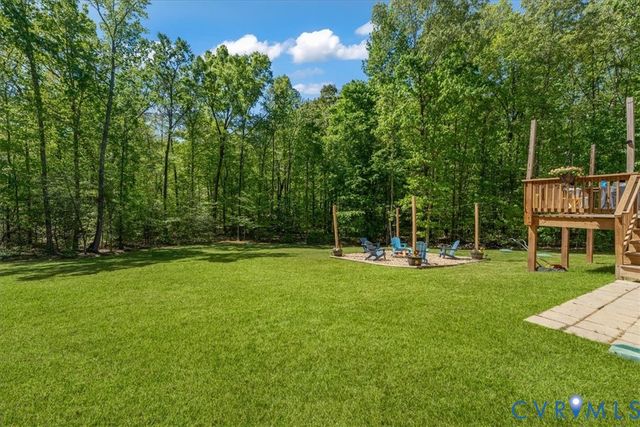 3737 Robinson Rd, Gum Spring, VA 23063