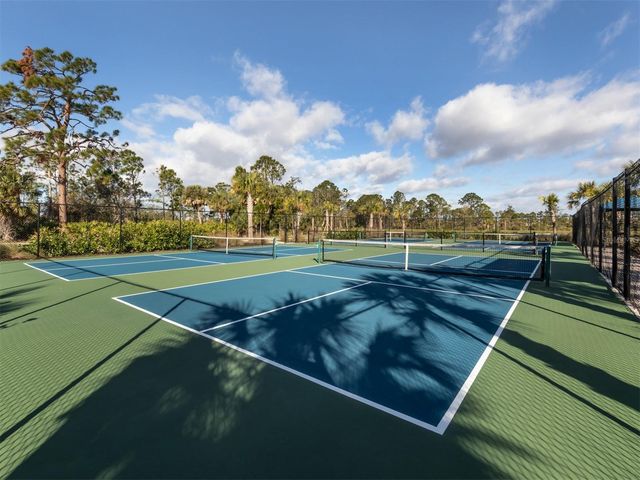 390 ARIANO AVENUE, Nokomis, FL 34275