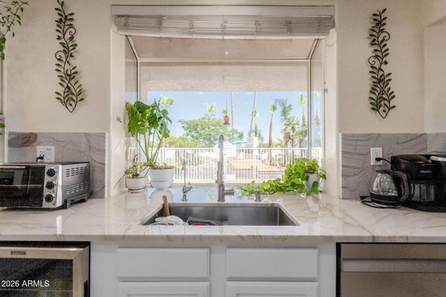 5237 N 106TH Avenue, Glendale, AZ 85307