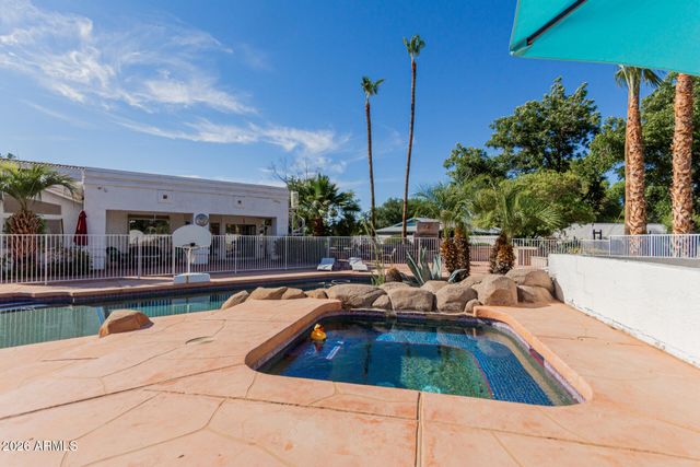 5237 N 106TH Avenue, Glendale, AZ 85307