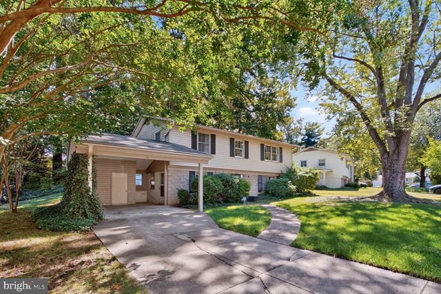 6105 FERNLEIGH BLVD, Springfield, VA 22152