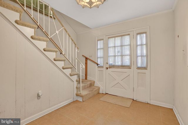 6105 FERNLEIGH BLVD, Springfield, VA 22152
