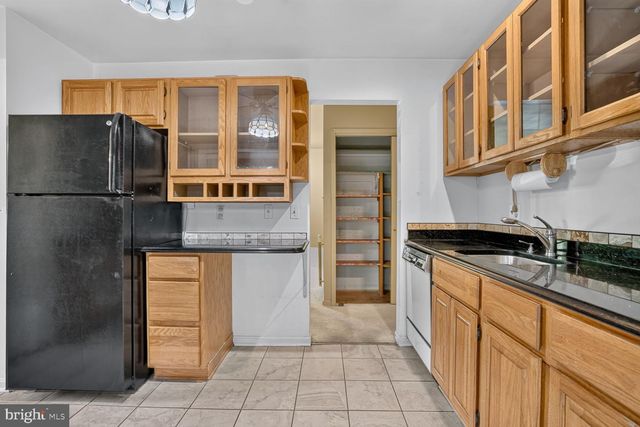 6105 FERNLEIGH BLVD, Springfield, VA 22152