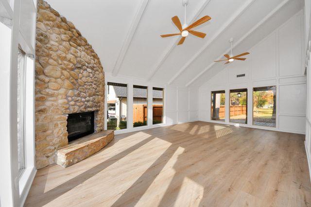 13946 Dolphin Drive, Willis, TX 77318