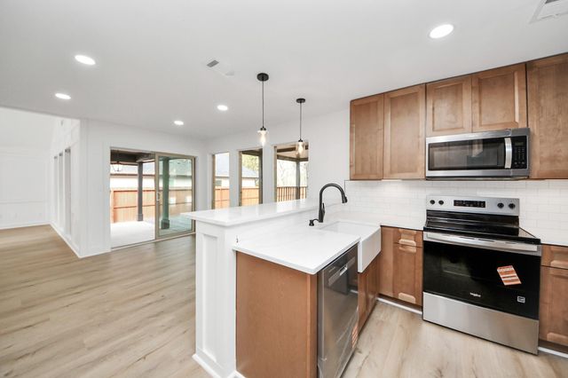 13946 Dolphin Drive, Willis, TX 77318