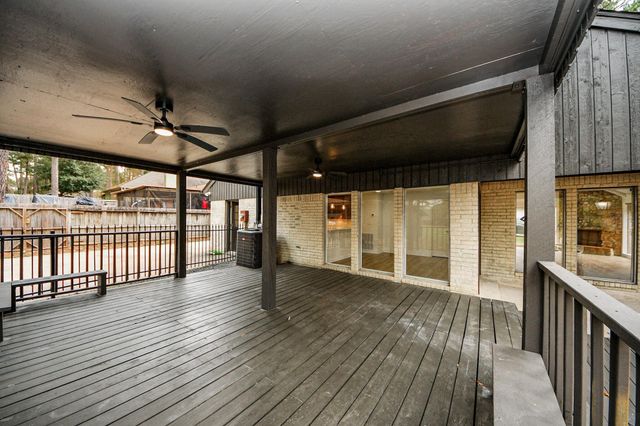 13946 Dolphin Drive, Willis, TX 77318