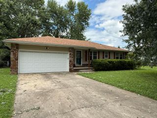 4073 West Gardenia Drive, Battlefield, MO 65619