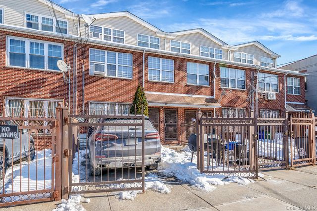 485 Essex Street, Brooklyn, NY 11208