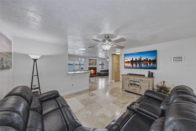 679 LAKE DEXTER CIRCLE, Winter Haven, FL 33884