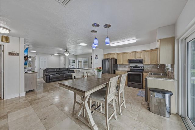 679 LAKE DEXTER CIRCLE, Winter Haven, FL 33884