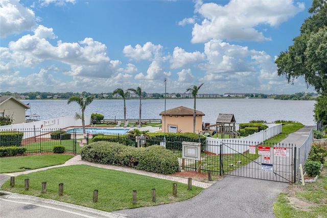 679 LAKE DEXTER CIRCLE, Winter Haven, FL 33884