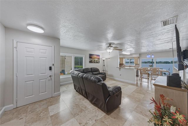 679 LAKE DEXTER CIRCLE, Winter Haven, FL 33884