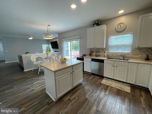 728 SLATE HILL DR, Oxford, PA 19363