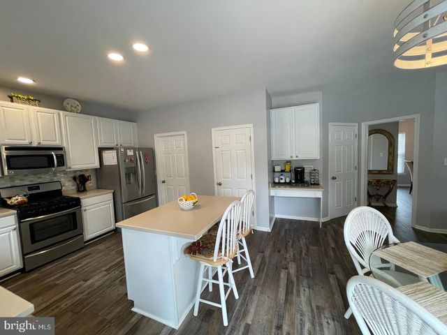 728 SLATE HILL DR, Oxford, PA 19363