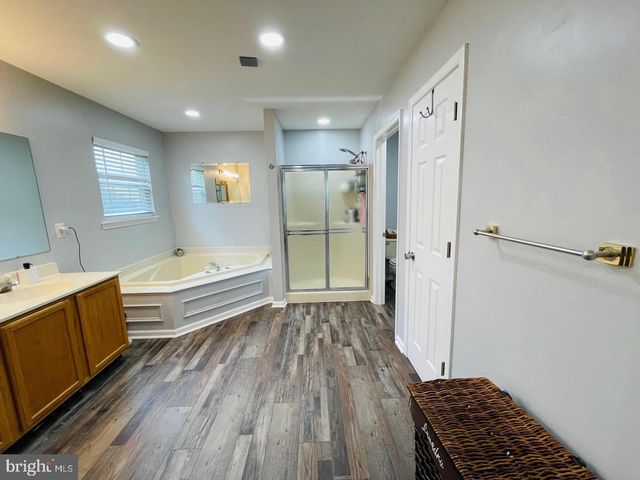 728 SLATE HILL DR, Oxford, PA 19363