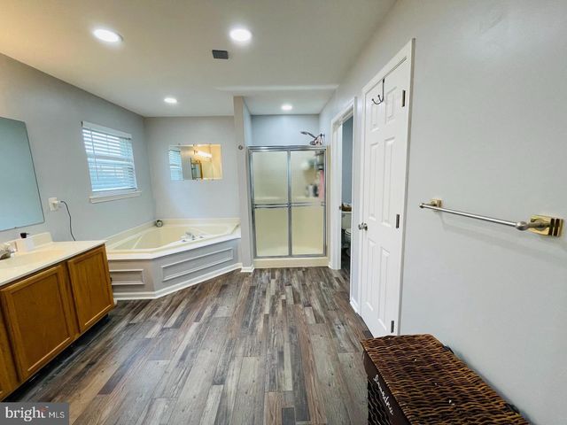 728 SLATE HILL DR, Oxford, PA 19363
