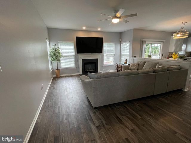 728 SLATE HILL DR, Oxford, PA 19363