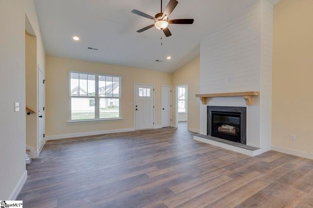 209 Old Glory Court, Pickens, SC 29671