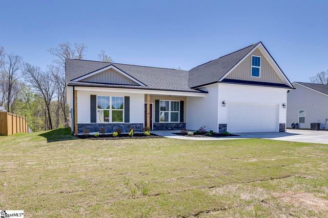 209 Old Glory Court, Pickens, SC 29671