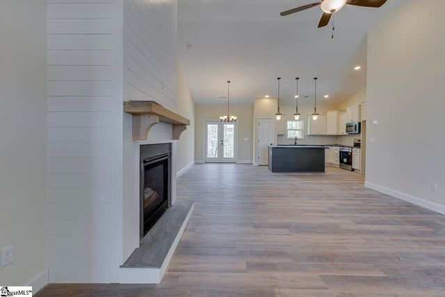 209 Old Glory Court, Pickens, SC 29671
