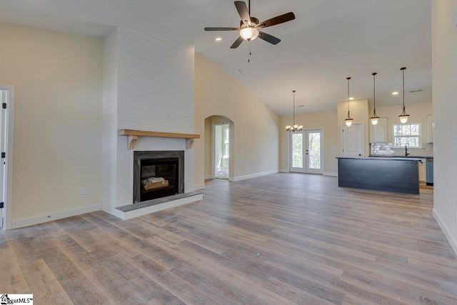 209 Old Glory Court, Pickens, SC 29671
