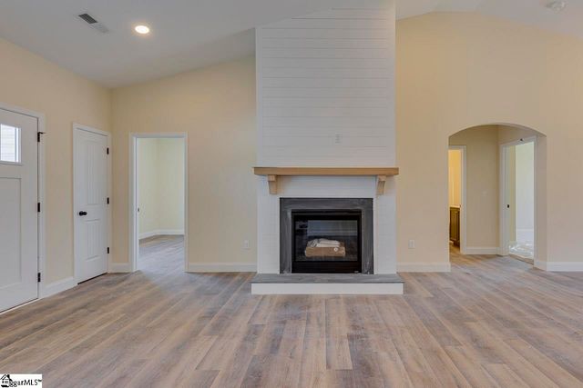 209 Old Glory Court, Pickens, SC 29671