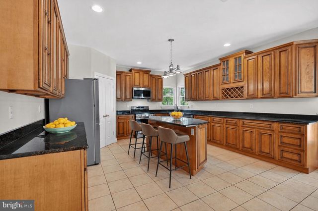 116 RABBIT HILL RD, Princeton Junction, NJ 08550