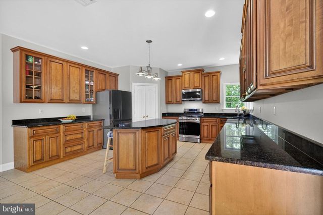 116 RABBIT HILL RD, Princeton Junction, NJ 08550