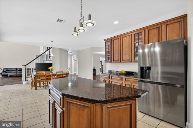 116 RABBIT HILL RD, Princeton Junction, NJ 08550