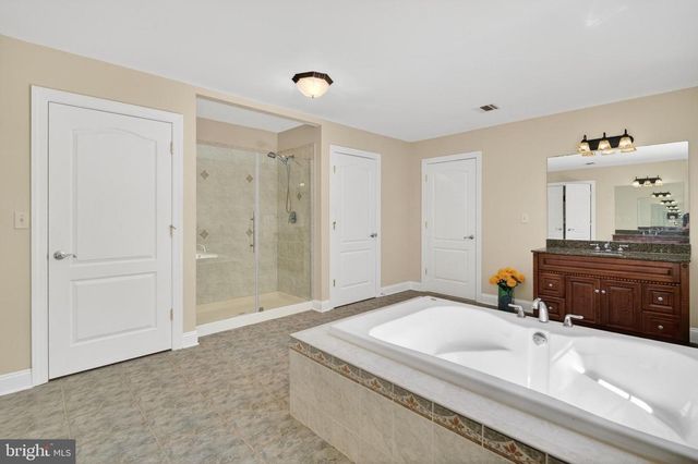 116 RABBIT HILL RD, Princeton Junction, NJ 08550