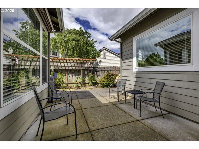 6235 Ne ROSEBAY Dr, Hillsboro, OR 97124