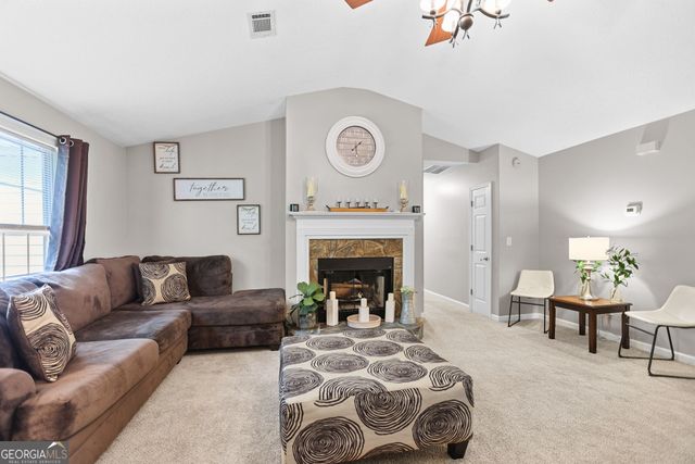 115 S Robin Lane, Newnan, GA 30263