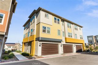 27113 Valley Oak Pl, Valencia, CA 91381