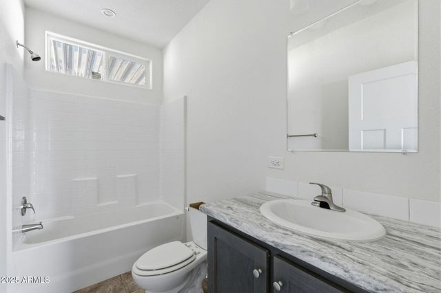 312 E O'Neil Drive 116, Casa Grande, AZ 85122