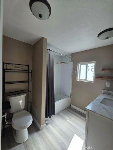 5803 Mission Blvd, Jurupa Valley, CA 92509