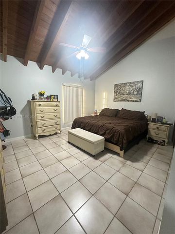 2121 SW 122nd Ct, Miami, FL 33175