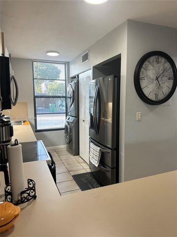 2121 SW 122nd Ct, Miami, FL 33175