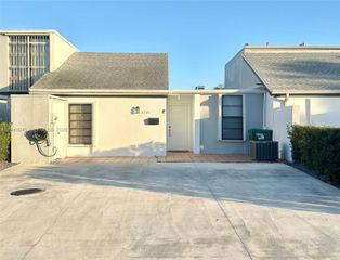 2121 SW 122nd Ct, Miami, FL 33175