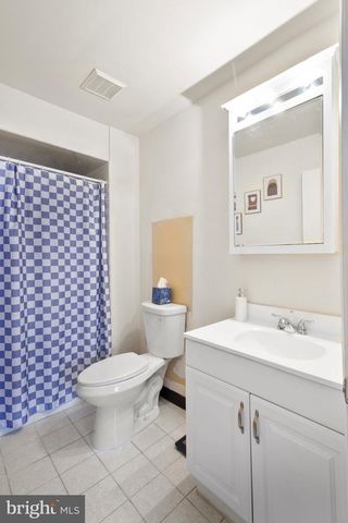 65 MULBERRY CT, Hamilton, NJ 08619