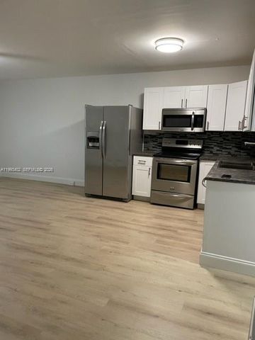 251 SW 132nd Way 204H, Pembroke Pines, FL 33027