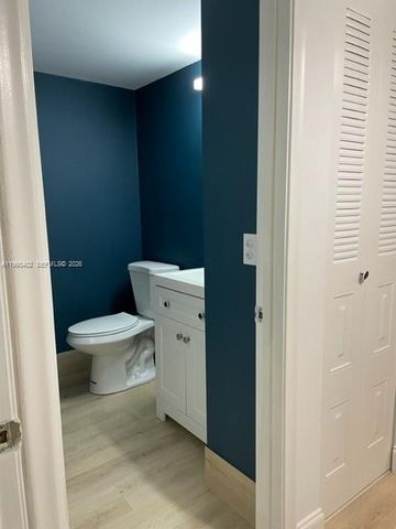 251 SW 132nd Way 204H, Pembroke Pines, FL 33027